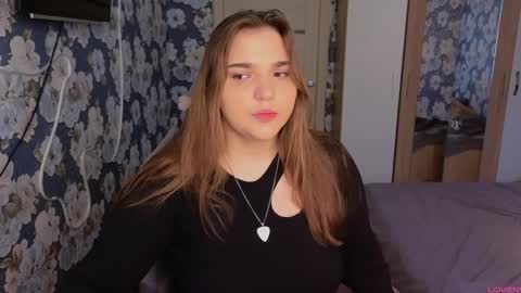 Leah online show from April 12, 12:41 pm