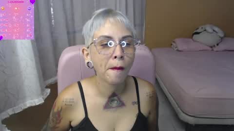 Luna online show from June 18, 2:55 pm