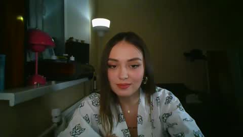 moona online show from January 12, 2:09 pm