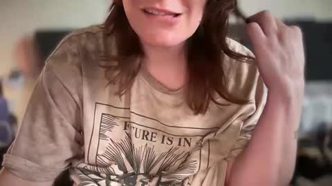 Mossy Mommy online show from March 6, 5:08 pm