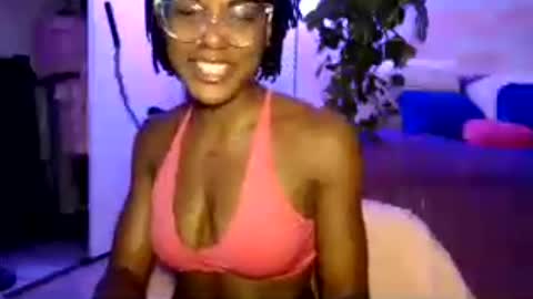 CocoSage online show from August 3, 9:09 pm