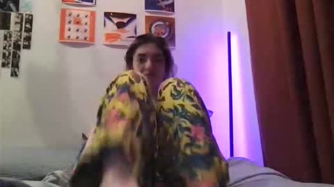 Lily online show from February 17, 4:45 am