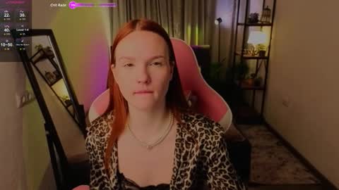 Mia online show from February 6, 10:24 pm