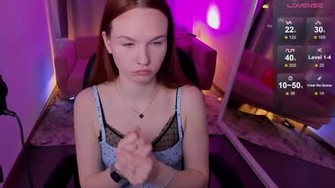 Mia online show from February 13, 10:11 pm