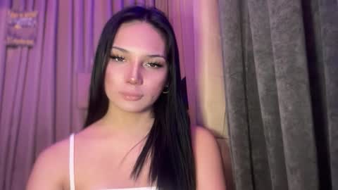 UR GIRL NEXTDOOR online show from April 17, 9:11 am