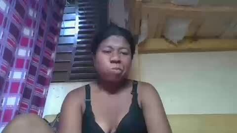 naadiaaa online show from March 12, 8:17 am