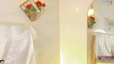 naamah_b online show from March 19, 2:54 pm