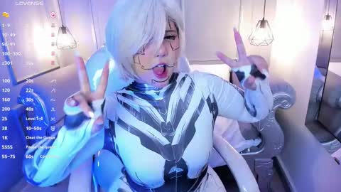 NanaOsaky online show from March 6, 12:00 pm