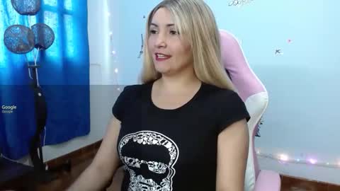 nanis online show from March 8, 3:38 pm