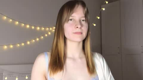 Naomi online show from April 26, 8:50 pm