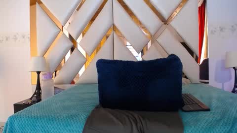 nathaly low online show from March 4, 1:17 pm