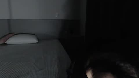 Liona online show from April 13, 5:31 am