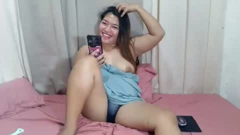 naughtyhotmama68319 online show from March 19, 9:24 am