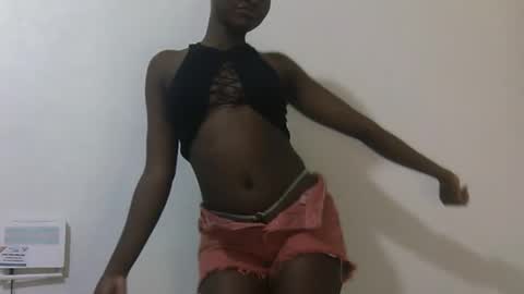 naughtysilvy878815 online show from March 26, 11:01 am