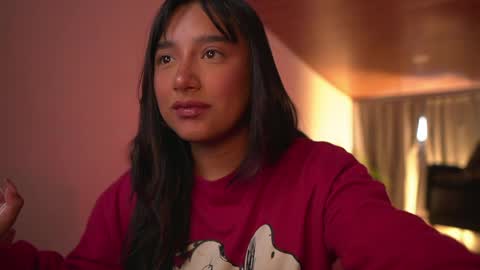 Nefertari online show from April 5, 1:10 pm