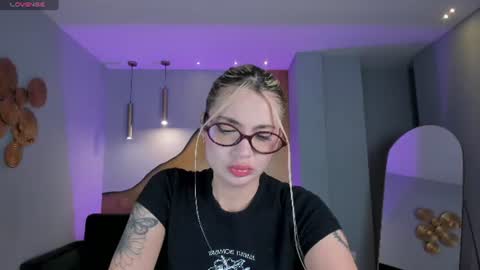 SQUIRTER DOLL    online show from July 3, 7:42 pm
