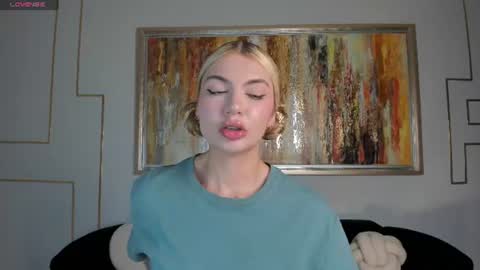 SQUIRTER DOLL    online show from June 14, 11:16 pm