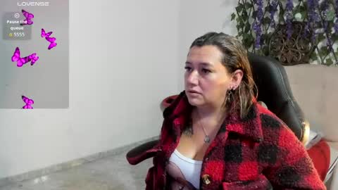 Daniela aponte online show from April 14, 11:21 am