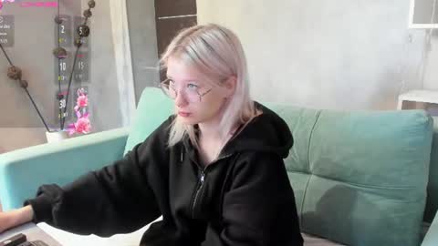 Nika Sm online show from August 9, 9:24 am