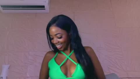 nina_bae_ online show from July 23, 9:23 pm
