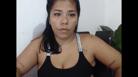 Ninapalmer online show from April 21, 8:16 pm