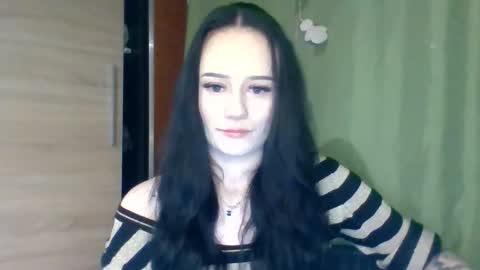 Nina online show from February 10, 9:29 pm