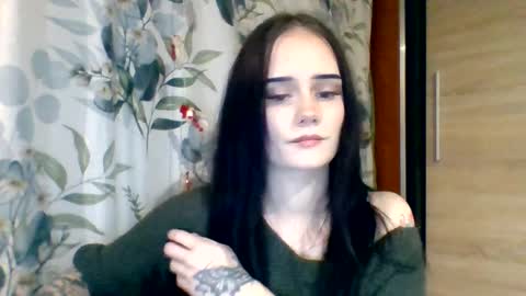 Nina online show from December 17, 9:19 pm