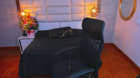  Nohemi   online show from March 17, 6:45 pm