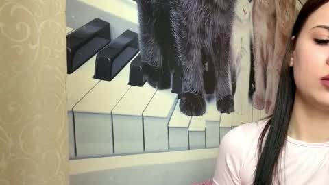 Nora online show from February 9, 7:10 am