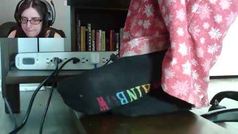 Nyctophilic online show from April 3, 3:43 pm