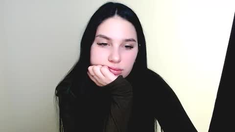 Olivia online show from March 18, 9:20 pm