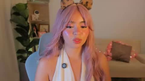 Olivia online show from June 15, 6:02 am