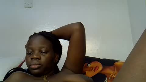 ollleina online show from February 17, 7:35 pm