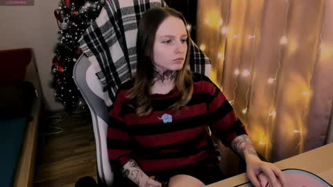 on_yxxx online show from February 4, 5:45 pm