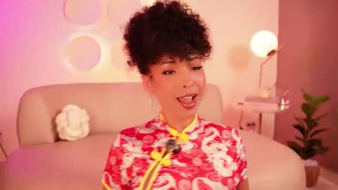 Oshun  online show from March 18, 12:21 pm