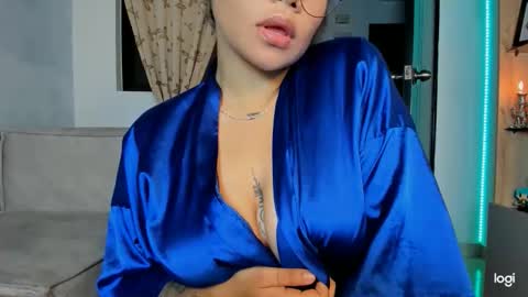 paogomeezz online show from November 26, 8:48 am