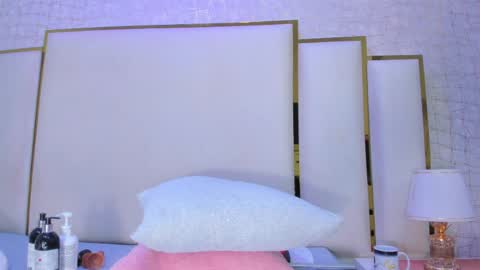 Paola  online show from March 31, 1:44 pm