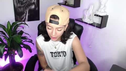 Paris D angelo online show from January 31, 10:52 pm