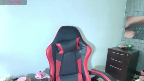 Peachy   online show from March 22, 4:51 am