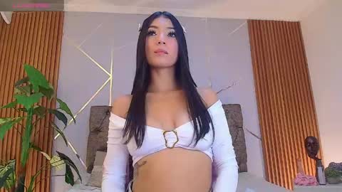  PERLA online show from April 13, 8:20 pm