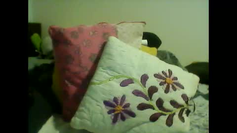 perlita070822 online show from October 25, 4:42 am