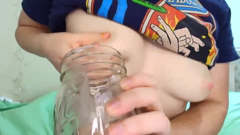 Little cupcake online show from October 7, 5:17 pm