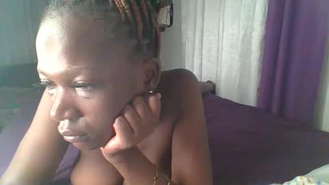 pettite_cora1 online show from April 16, 2:23 am