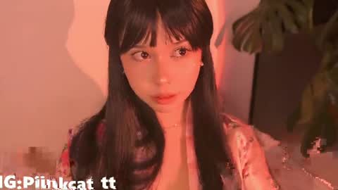 Emi online show from April 18, 6:05 am