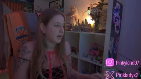 pinkladyx2 online show from March 8, 3:38 pm