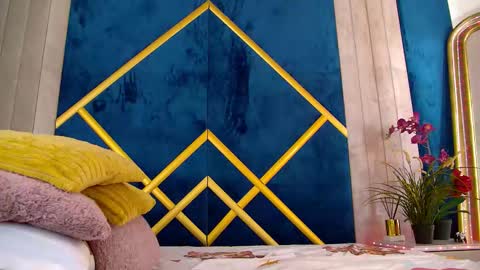 poison_milf_ online show from March 25, 8:50 am