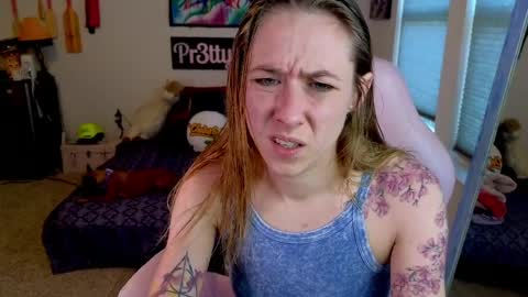 Evangeline Eva Darling online show from March 29, 11:26 pm