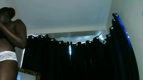 prettyreen online show from April 13, 8:15 am