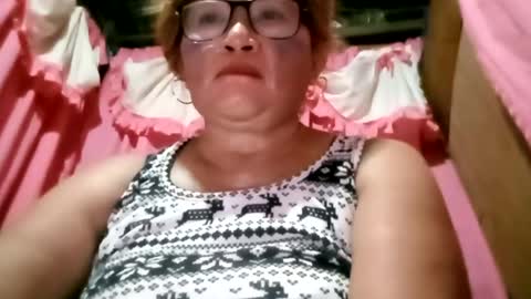prettyrose01 online show from June 14, 8:20 pm