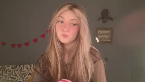 Bella online show from April 9, 5:43 am